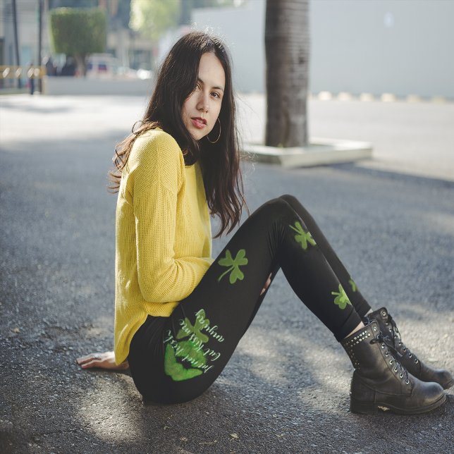 Legging Beije-me Trevo preto (Kiss me Shamrock leggings for St Patrick's Day with yellow top)