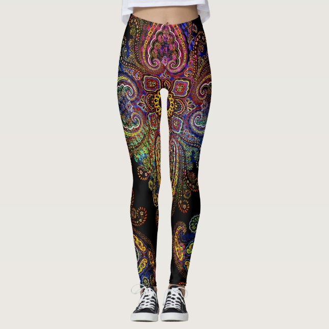 Legging Belo Paisley Multicolorido em Preto (Frente)