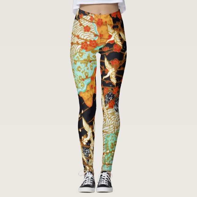 LEGGING CANAS DE VOO COM FLORES DE PRIMAVERA (Frente)