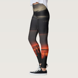 Legging Caneleiras escuras das nuvens e das mulheres do