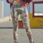 Legging Cartão postal de Papais noeis de Natal Feriado<br><div class="desc">Este design foi criado através da arte digital. Pode ser personalizado clicando no botão personalizar e alterando a cor, adicionando um nome, iniciais ou as suas palavras favoritas. Entre em contato comigo em colorflowcreations@gmail.com se você quiser usar este design em outro produto. Compre minha pintura de acrílico abstrato original para...</div>