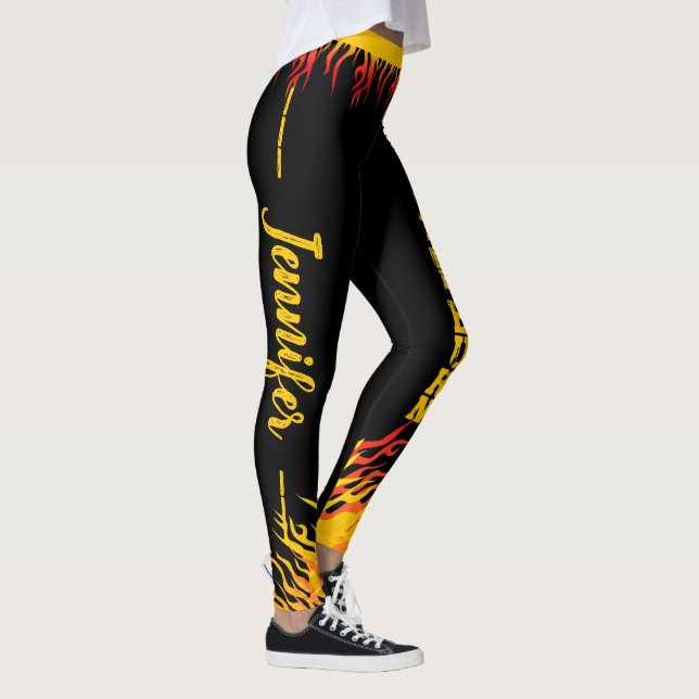 Legging Chamas Motivacionais com Nome no Script em BLACK (Direita)