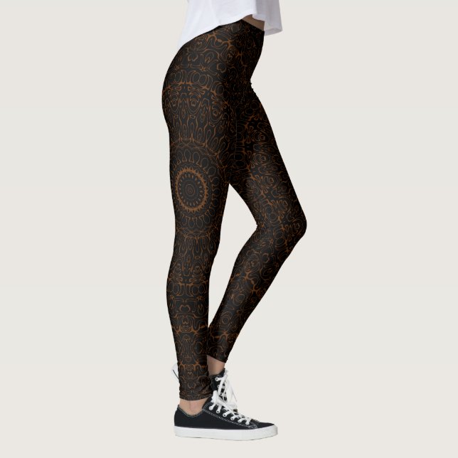 Legging Chocolate Castanho Mandala com Simetria Intriciada (Direita)