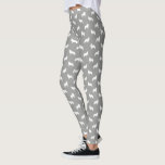 Legging Cinza e branco do teste padrão das silhuetas de<br><div class="desc">Caneleiras do divertimento para amantes de grandes Pyrenees</div>