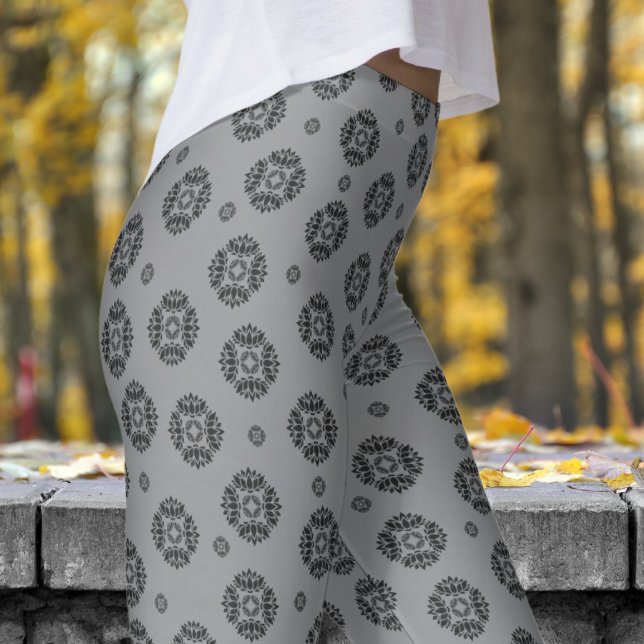 Legging Cinzas lindas e Padrão Negra de Mandela (Mandela on Gray)
