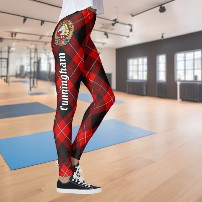 Legging Clan Cunningham Crest sobre Tartan (Criador carregado)