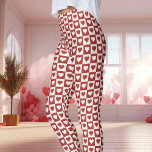 Legging Dia de os namorados de Coração do Quadro de Verifi<br><div class="desc">Adicione um toque ousado e lúdico ao seu guarda-roupa de Dia de os namorados com estas Leggings do Coração de Quadro de Verificação Vermelho e Rosa. Apresentando um padrão cardíaco alternado vermelho e rosa de pranchas de xadrez, estas leggings são perfeitas para celebrar a estação cheia de amor. Quer você...</div>