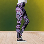Legging Dot Mandala Flor Rosa e Roxo<br><div class="desc">Esta manivala apresenta cor-de-rosa e roxa e foi inspirada por mandalas de pontos de tinta. Padrões geométricos triviais para o hippie moderno!</div>