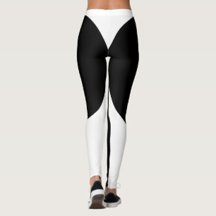 Legging É PRETO, SÃO pernas BRANCAS