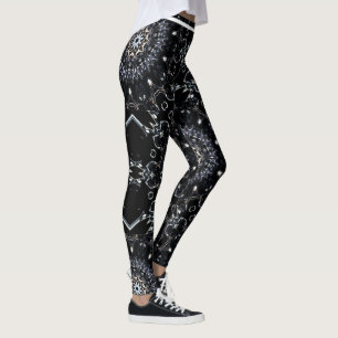 Legging Elegance Chic Medallion Design