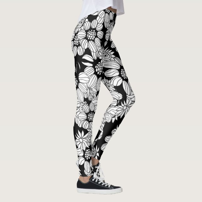 Legging Flores brancas em um fundo preto (Direita)