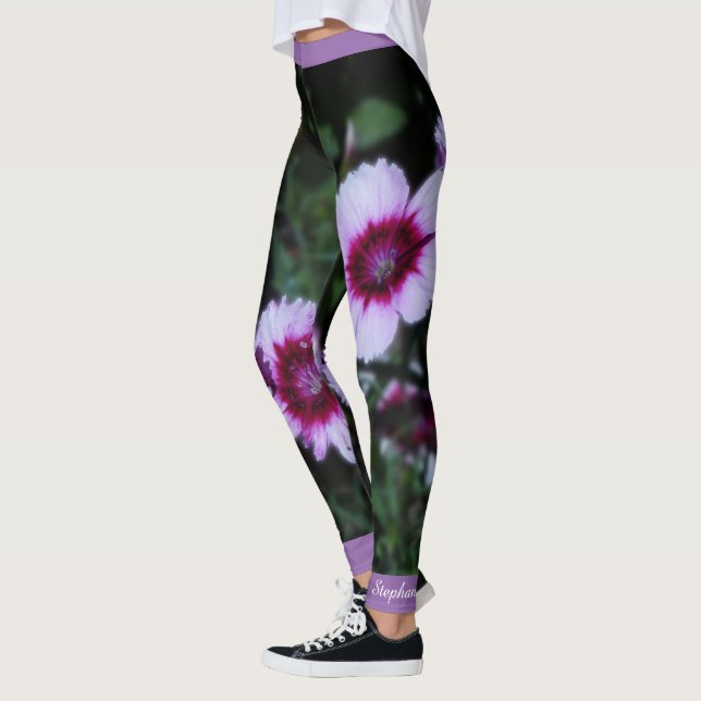 Legging Flores Roxas, Exercício Yoga de Nome Personalizado (Esquerda)