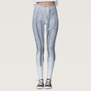 Legging Floresta congelada coberta de neve no inverno