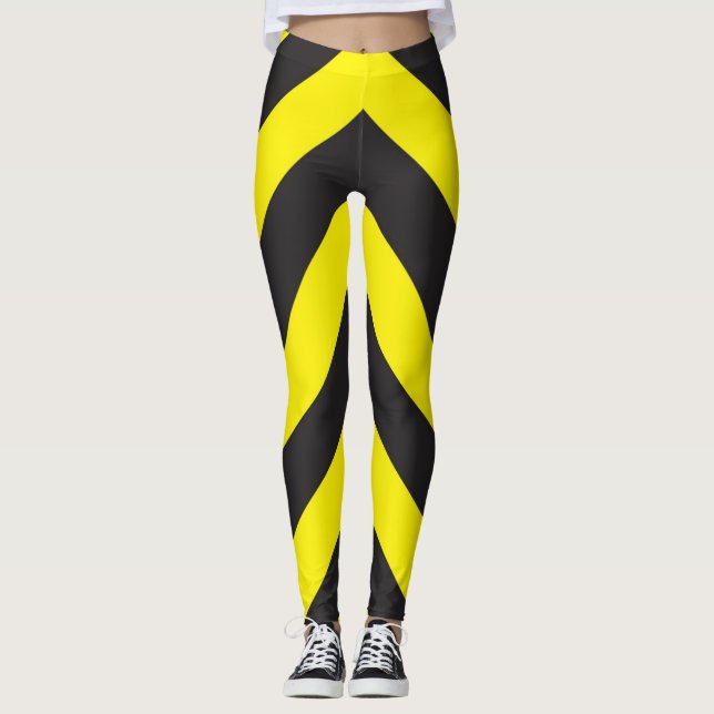 Legging Fundo Chevron Preto E Amarelo (Frente)