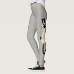 Legging Gato Siamês Seguindo | Ferimentos de Cat Lover<br><div class="desc">Gato Siamês Seguindo com Pernas de Cinza. Divertido para a academia,  classe de ioga,  ou em casa no sofá enrolou-se com o seu gatinho. Veja o Doodle World da Jenn para leggings ainda mais incomuns e produtos divertidos com este gato siamês louco. ©Jenn Kay</div>