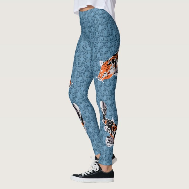 Legging Ilustrações de Peixes Koi em Ondas Azuis Patterada (Esquerda)