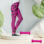 Legging Impressão Safari, Leopardo Rosa Quente<br><div class="desc">Leggings de impressão do leopardo Safari Rosa Quente são uma escolha ousada e moda, com um fundo Rosa Quente vívido e um intrincado padrão de impressão do leopardo. A combinação única da impressionante cor rosa-quente e da clássica impressão do leopardo cria uma fusão cativante da estética moderna e animalista. Estas...</div>
