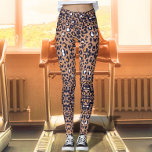 Legging Impressão Safari Marrom exótico<br><div class="desc">Leggings de impressão Tiger são uma escolha ousada e moda com um fundo Brown vívido e um intrincado padrão de impressão leopardo. A combinação única da impressionante cor castanha e a clássica impressão leopardo cria uma fusão cativante da estética moderna e animalista. Estas leggings são versáteis, adequadas para ocasiões casuais...</div>