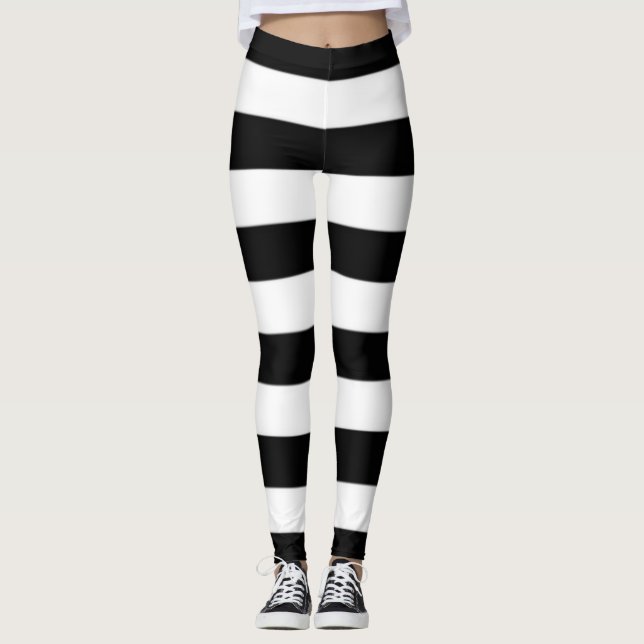 Legging Listras pretas e brancas  (Frente)
