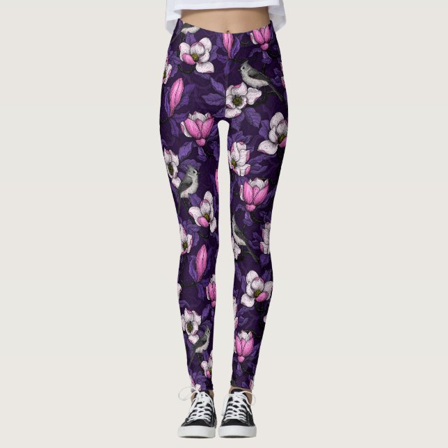 Legging Magnólia florescente e pássaro-do-titrato 4 (Frente)