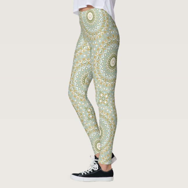 Legging Mandala Terroso em Verde, Dourado e Azul Suave (Esquerda)