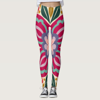 Legging Medalhão Floral Simétrico de Arte Popular