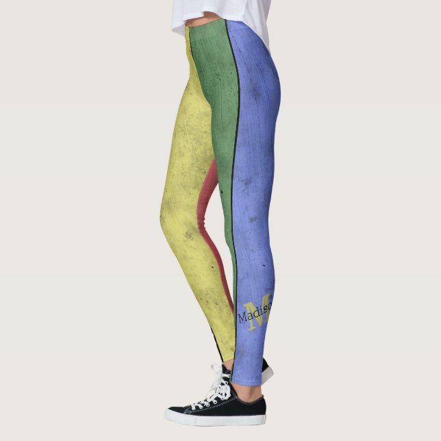 Legging Monograma negro angustiado do orgulho LGBT da Vint (Esquerda)