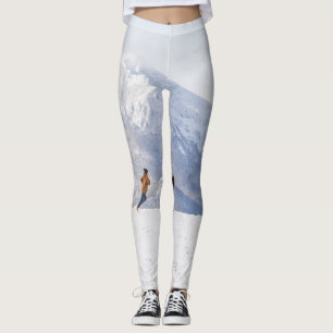Legging Montanha Divertida: Cena de Picos com Capas de Nev