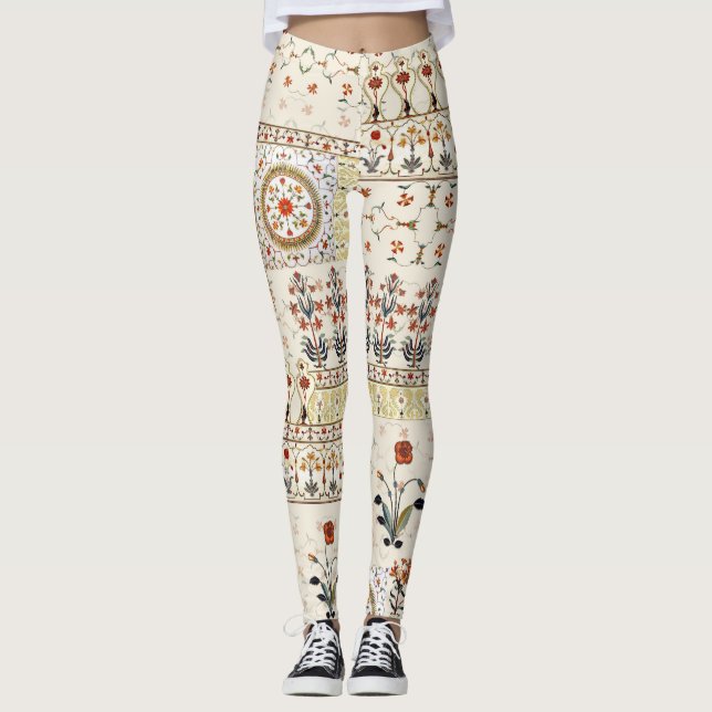 Legging Mughal Floral Paisley: Elegância Digital Étnica. (Frente)