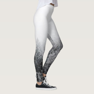 Legging Nevoeiro sobre floresta congelada