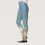Legging Nuvens costeiras com oceano<br><div class="desc">Uma pintura costeira incrível daquela impressionante costa californiana, como mostra Sheila Finch. Esta paisagem inspirada na natureza pega um toque do familiar e aplica um toque moderno nesta peça de arte colorida trazida a vocês pelo World Art Group. Luz quebrando nuvens sobre um oceano calmo que certamente inspirará uma legal...</div>