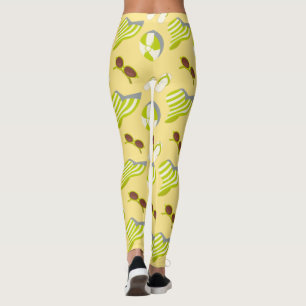 Legging Padrão de férias na praia com óculos de sol e chap