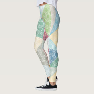 Legging Padrão Geométrico Branco e Padrão Colorido