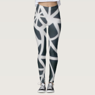 Legging Padrão Geométrico da Web de Aranha Preta e Branca.