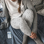 Legging Padrão Geométrico Frato da cinza<br><div class="desc">Este padrão delicado é criado de uma cinza em fractal de cinza.</div>