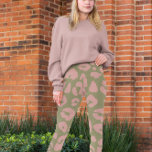 Legging Padrão-Leopardo Moderno Verde e Rosa<br><div class="desc">um padrão leopardo único,  como uma design capciosa para os amantes leopardo.</div>