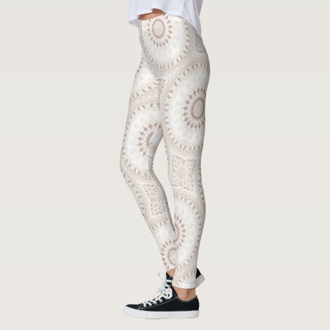 Legging Padrão Mandala Bege e Creme (Esquerda)