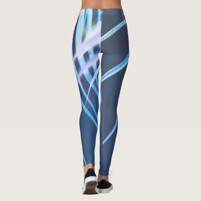 Legging Palm Tree deixa um esboço de minimalismo (Verso)