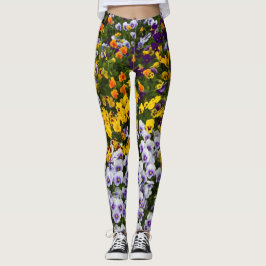 Legging pansias no jardim. Imagem natural