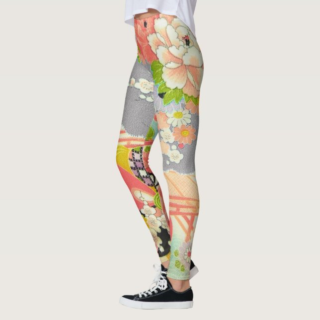 Legging PixDezines Kimono/Pêonias/Blossomas de Cereja (Esquerda)