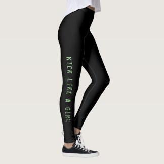 Legging Pontapé como caneleiras de uma menina