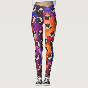 Legging Pugs da jovem corça no fundo cósmico do espaço