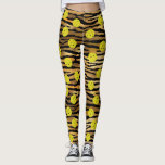 Legging Tigre Animal Imprime Pickleball Amarelo castanho D<br><div class="desc">Leve o seu jogo para cima com estas leggings de picleball divertidas,  com bolas amarelas colocadas sobre um fundo de um padrão de impressão de tigre ouro marrom e preto.  Excelente para jogos de recreação,  torneio ou correndo pela cidade.</div>