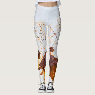 Legging Tinta branca rachada, carro enferrujado.