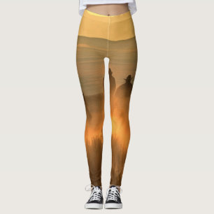 Legging Trio Cowboy: Galope de Fundo Montanhoso.
