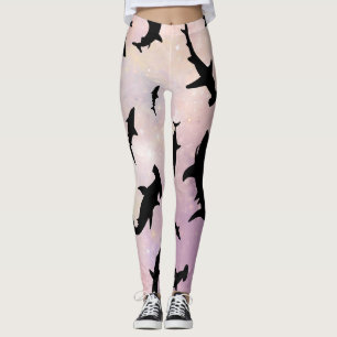 Legging Tubarão-sombra rosa no espaço galáxico inclinado