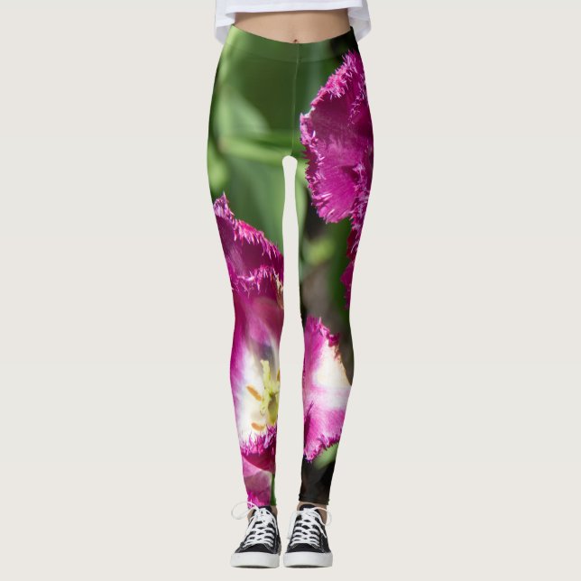Legging Tulipas roxas fofas no jardim (Frente)