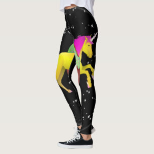 Legging Unicórnio Cor-de-Rosa e Amarelo saltando por uma r