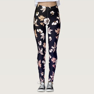 Legging Vaca Elegante E Flores Em Fundo Escuro