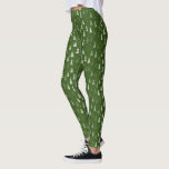 Legging Verde de Árvores de Natal Modernas<br><div class="desc">Compartilhe o espírito da época natalícia com estas leggings que apresentam um padrão de árvores modernas, abstrato de Natal e florestas em cores de dois tons de sábio e verde-oliva contra uma cor verde de fundo editável que você pode mudar para criar seu próprio visual personalizado. ASSISTÊNCIA: Para obter ajuda...</div>